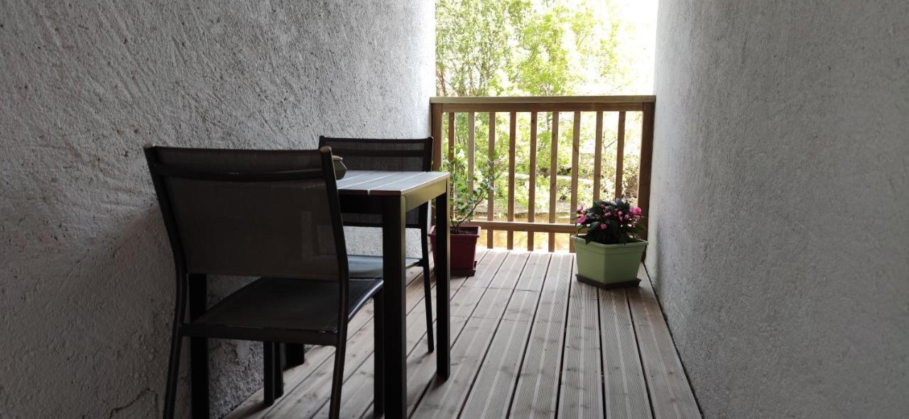 Le Brivet ☆ Hypercentre ☆ Parking ☆ Terrasse Daire Pontchâteau Dış mekan fotoğraf